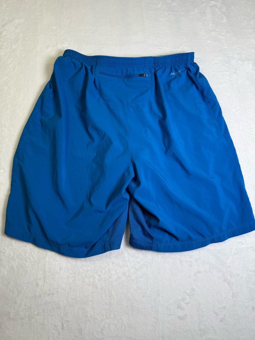 Nike Men’s Electric Blue Dry-fit running Performance Athletic Shorts - Picture 3 of 5